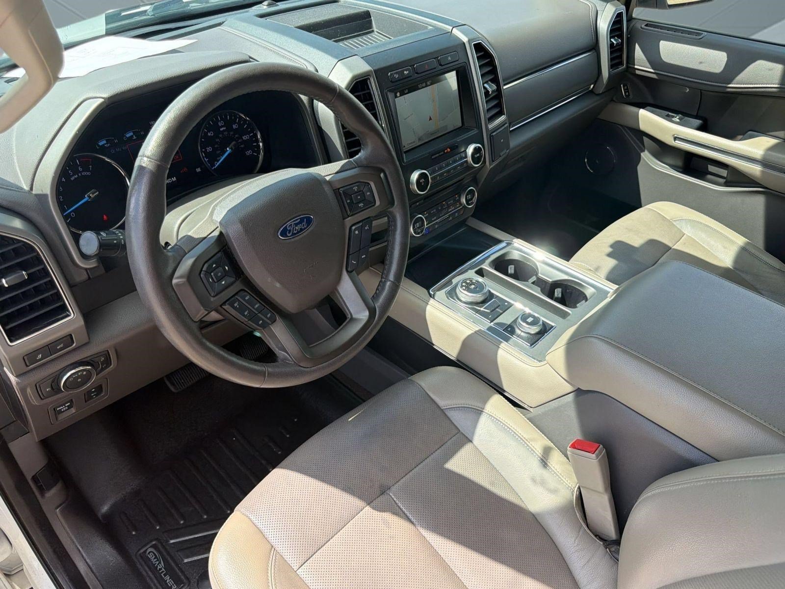 Used 2018 Ford Expedition Max XLT w/ Equipment Group 202A AWD/4WD image 4