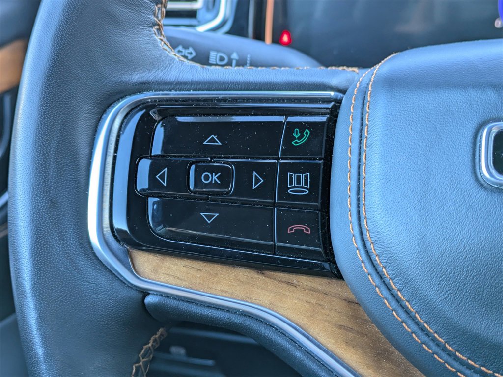 Used 2024 Jeep Grand Wagoneer L Series III image 43