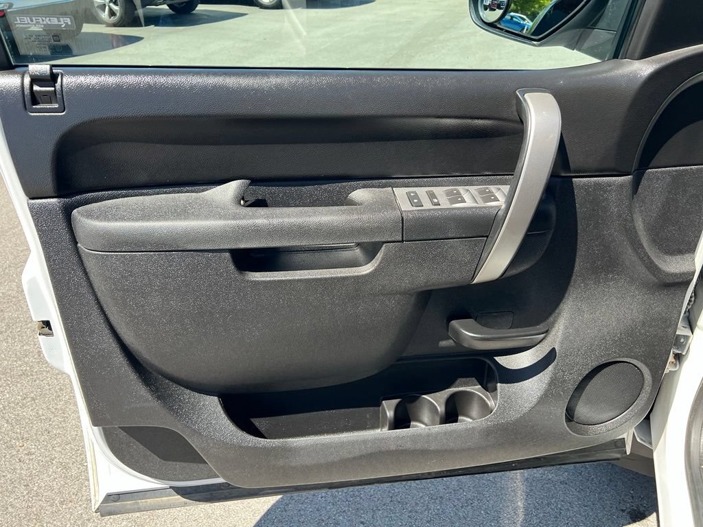 Used 2013 Chevrolet Silverado 1500 LT w/ All-Star Edition AWD/4WD image 16