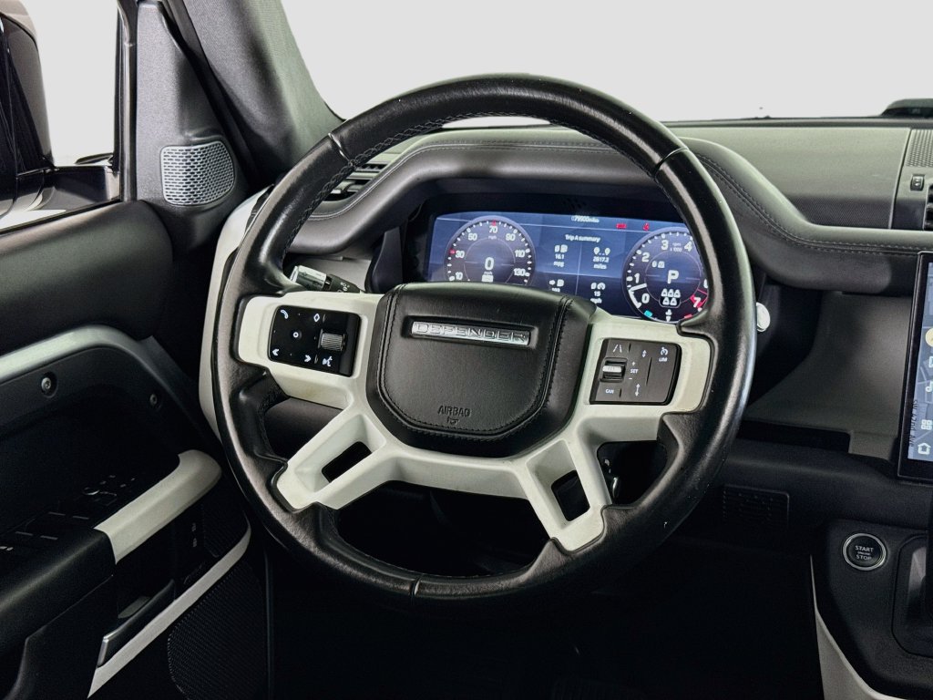 Used 2022 Land Rover Defender 110 X-Dynamic HSE AWD/4WD image 20