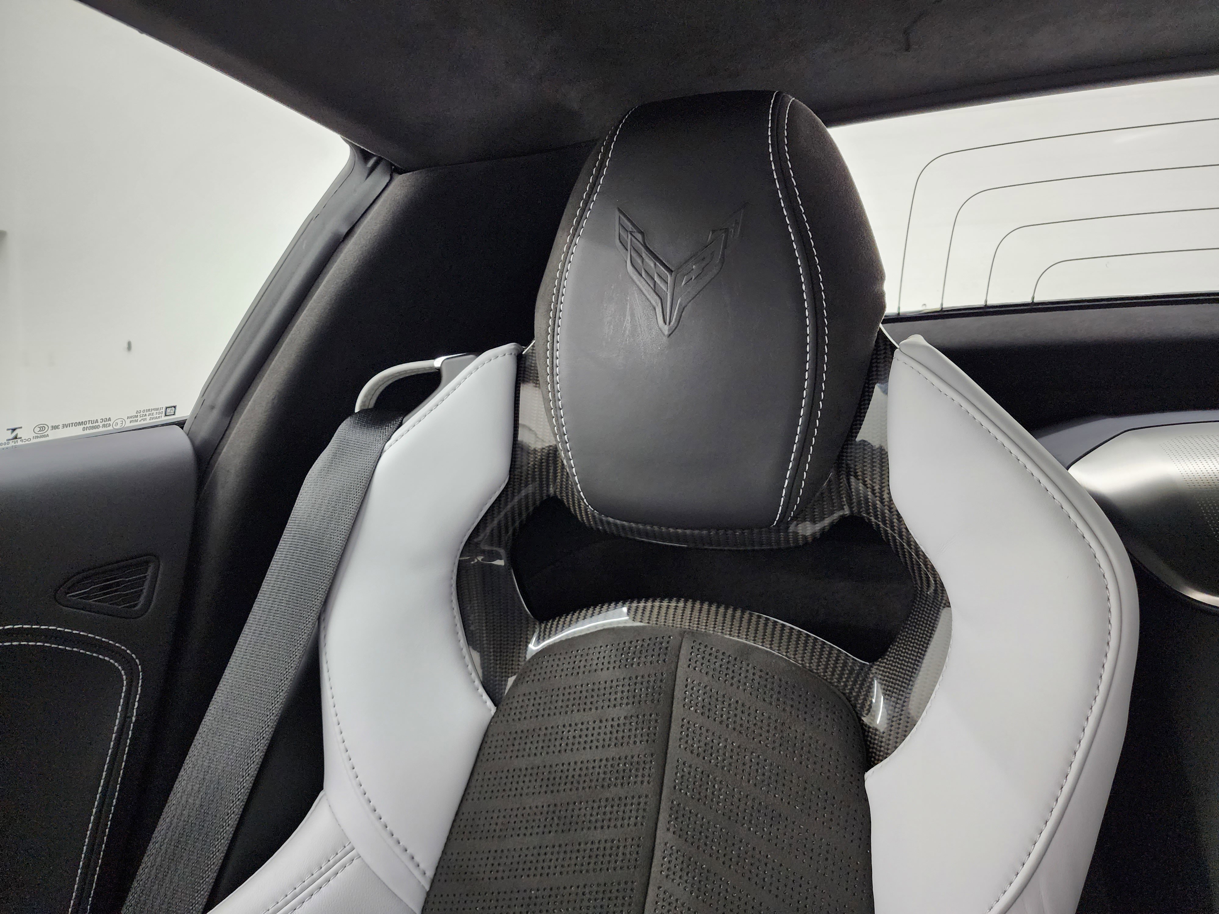 Used 2022 Chevrolet Corvette Stingray Premium Conv w/ Z51 Performance Package image 46