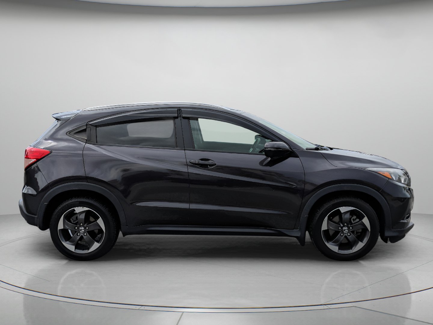 Used 2018 Honda HR-V EX-L image 9
