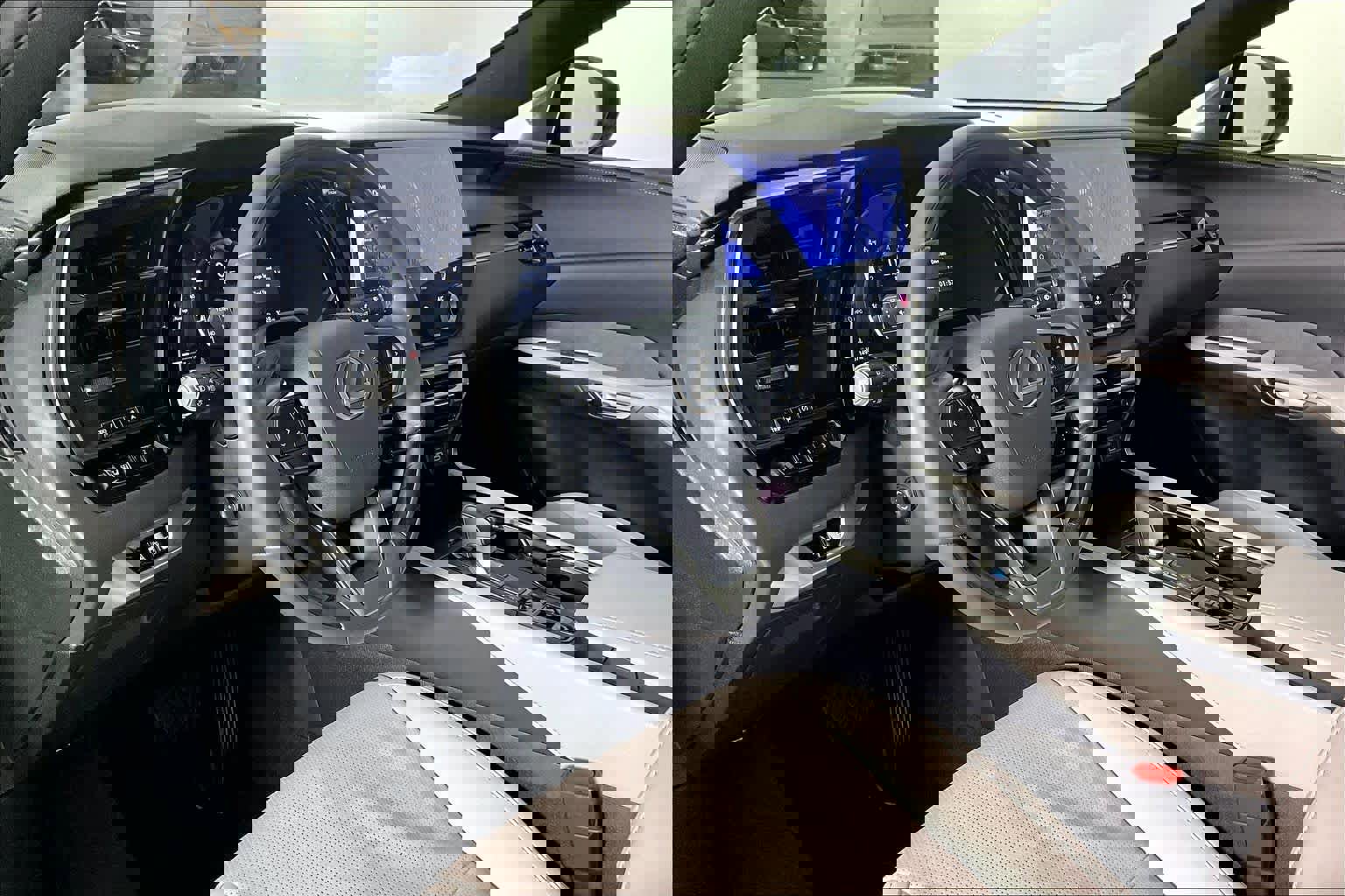 Used 2025 Lexus RX 350 Premium Plus image 17