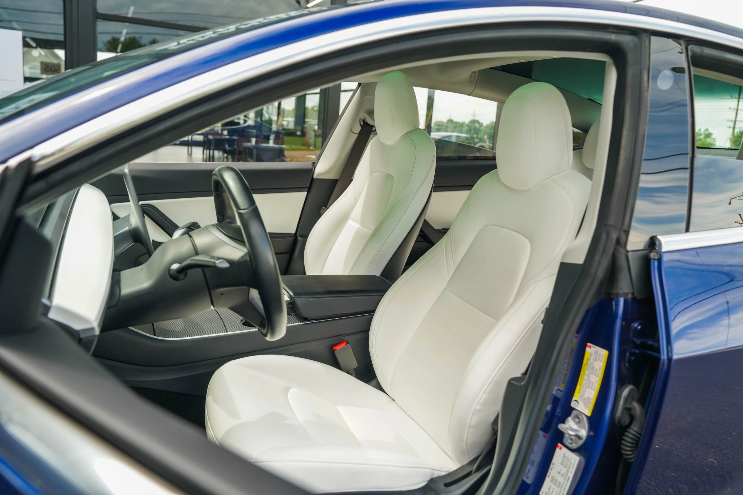 Used 2018 Tesla Model 3 Long Range AWD/4WD image 11