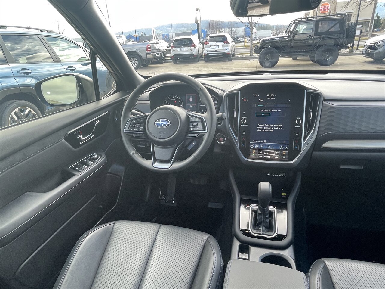 Used 2025 Subaru Forester Limited image 5