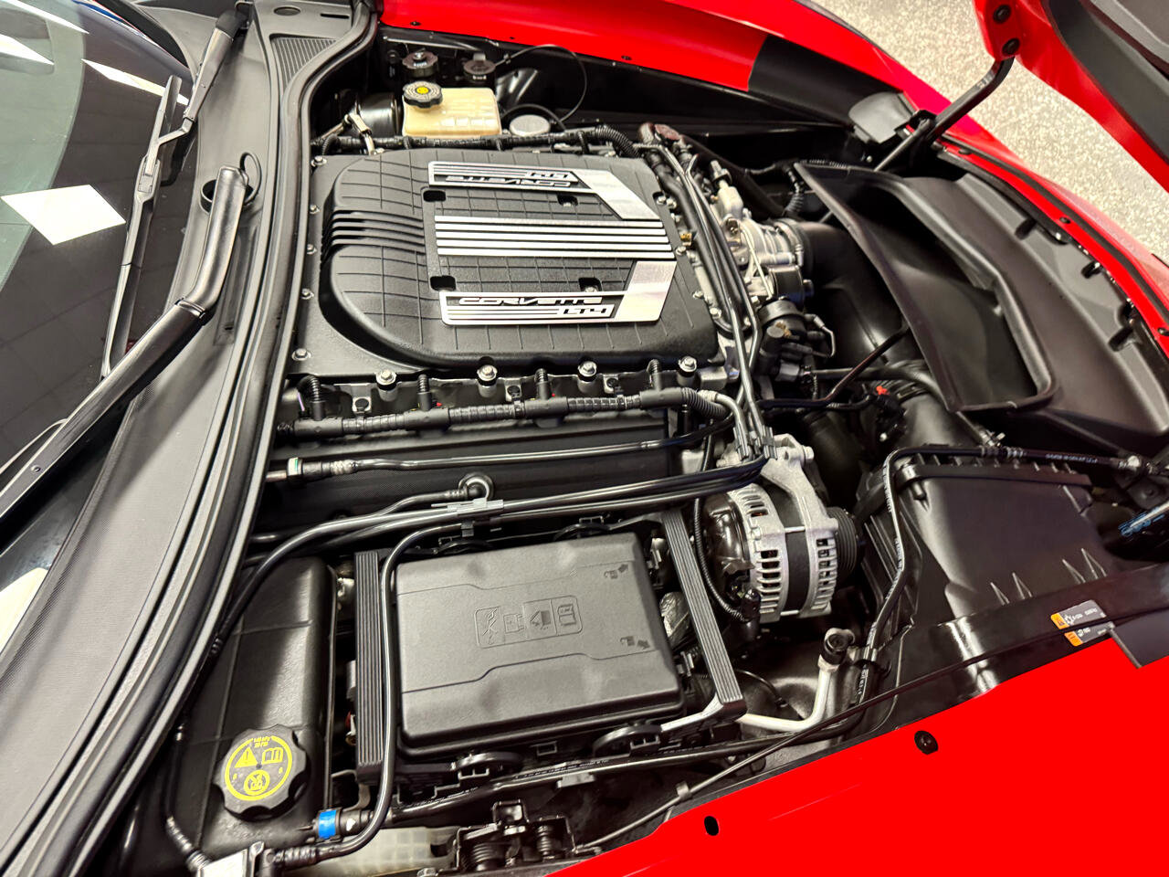 Used 2015 Chevrolet Corvette Z06 w/ 3LZ Preferred Equipment Group image 24