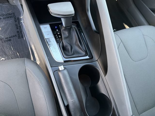 Certified 2022 Hyundai Elantra SE FWD image 31