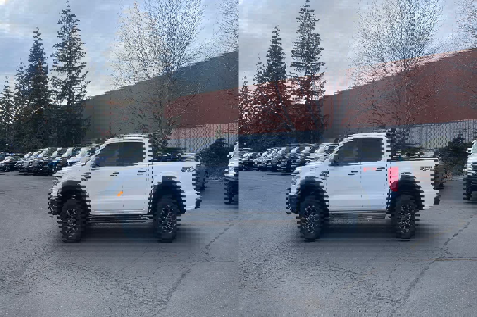 Used 2019 Ford Ranger XLT w/ Equipment Group 302A Luxury image 5