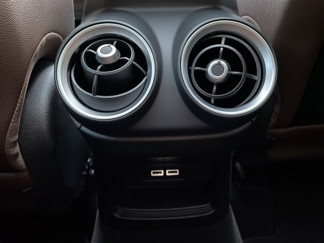 Used 2021 Alfa Romeo Stelvio Sprint w/ Sun & Sound Package image 26