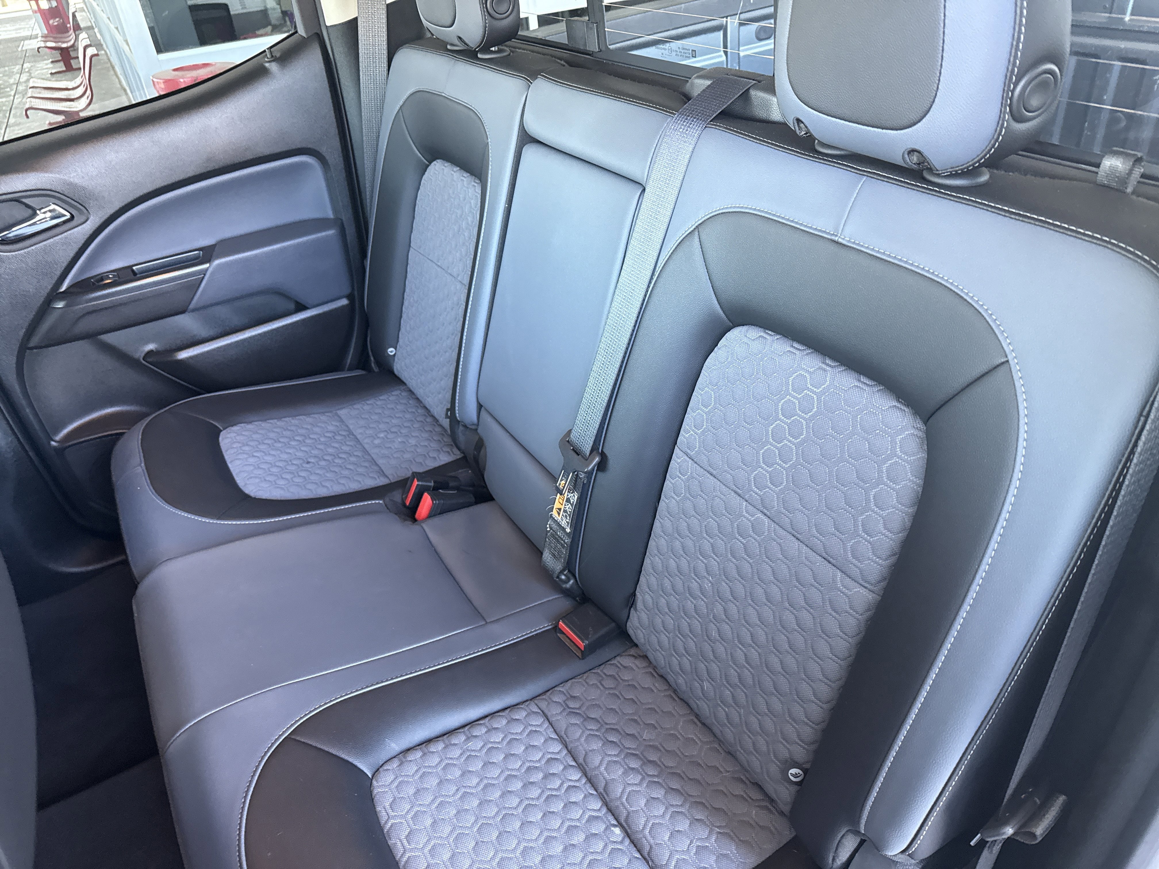 Used 2022 Chevrolet Colorado Z71 image 10