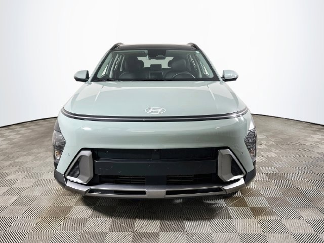 Used 2026 Hyundai Kona Limited FWD image 8