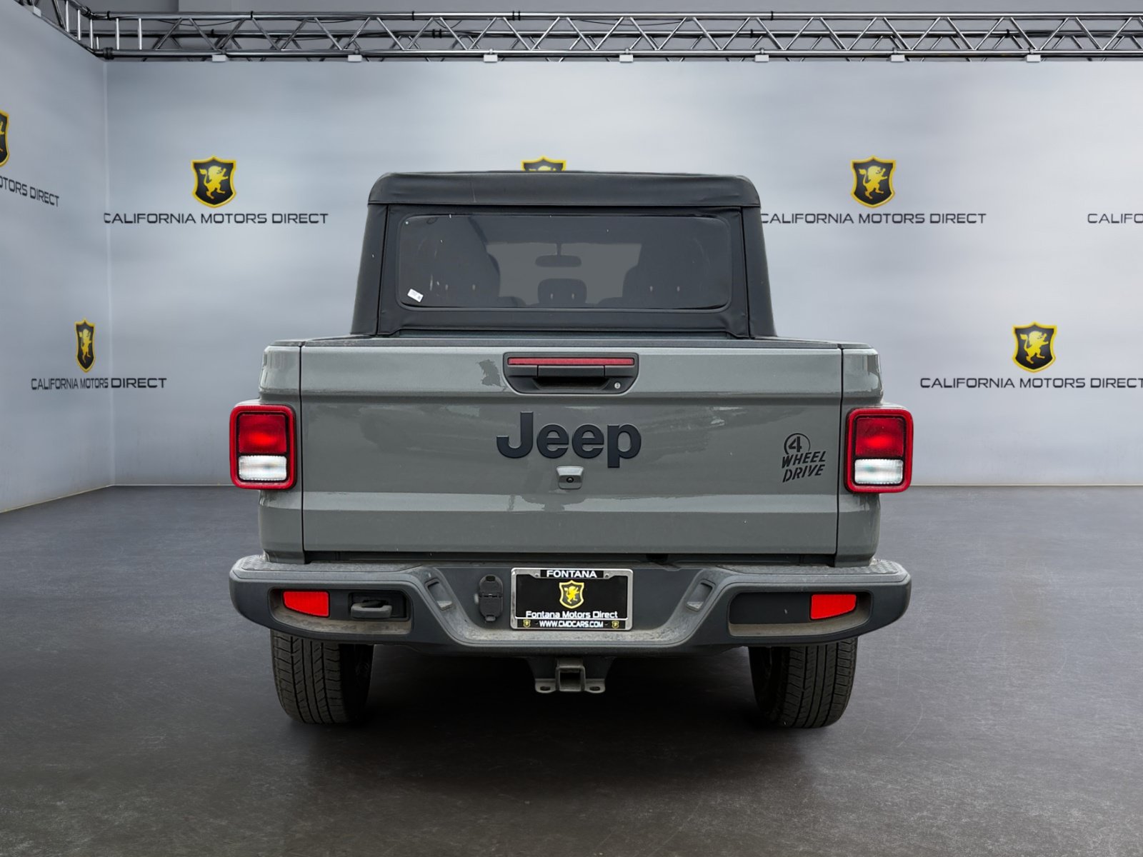 Used 2023 Jeep Gladiator Sport AWD/4WD image 4