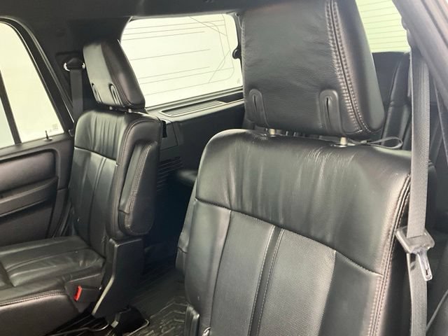 Used 2017 Lincoln Navigator Reserve AWD/4WD image 9