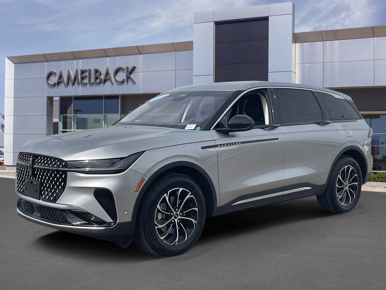 Certified 2024 Lincoln Nautilus Premier image 32