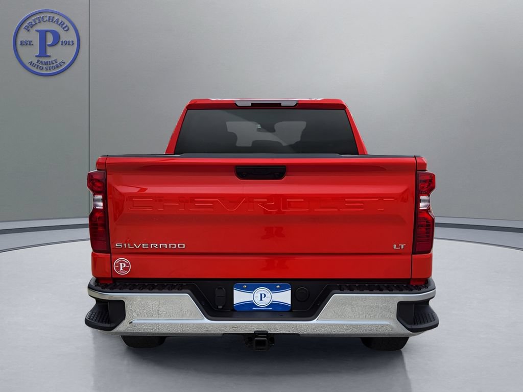 Used 2024 Chevrolet Silverado 1500 LT AWD/4WD image 6