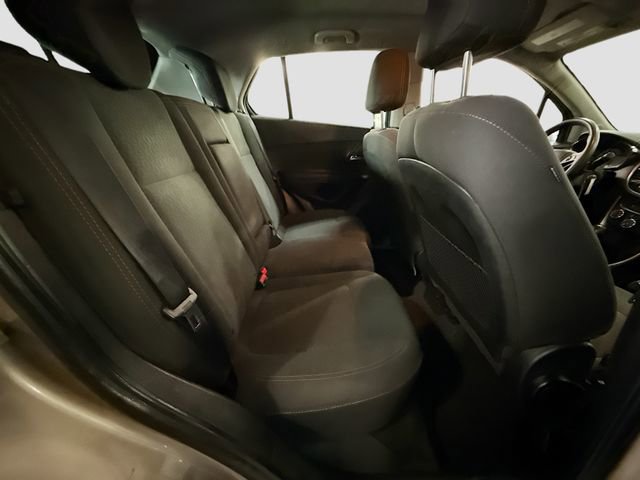 Used 2018 Chevrolet Trax LS image 25