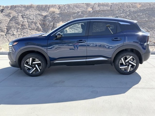 New 2026 Nissan Kicks SV image 4