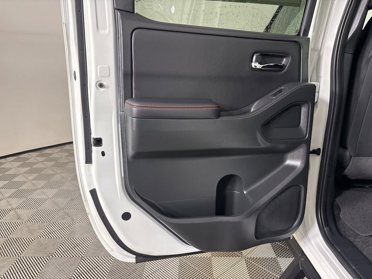 Used 2024 Nissan Frontier Pro-X w/ Technology Package image 22