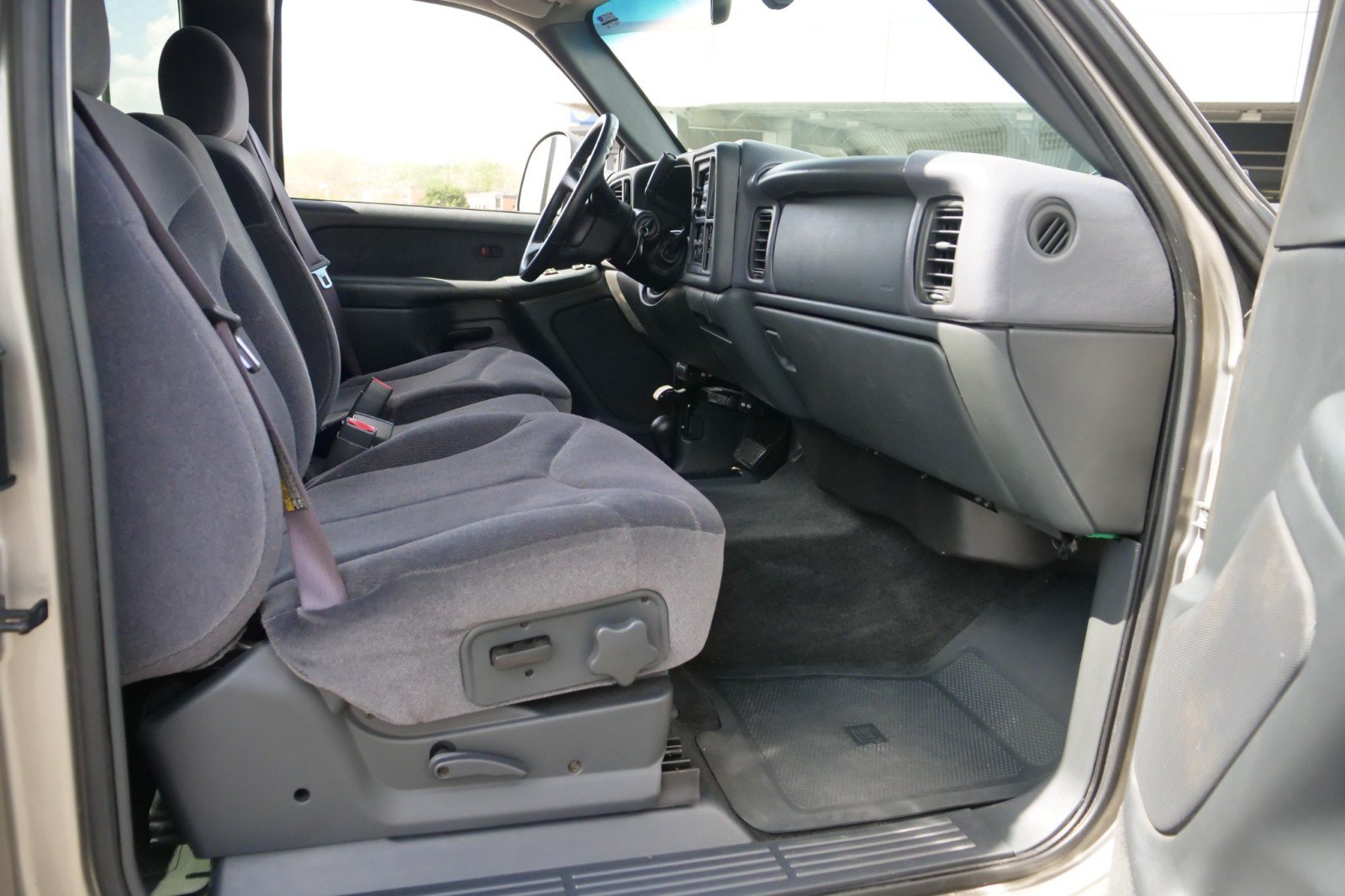 Used 2001 GMC Sierra 3500 4x4 Extended Cab image 31