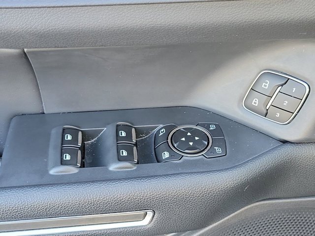 Used 2023 Ford Expedition XLT image 31