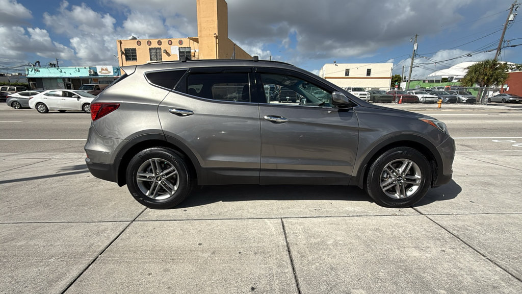 Used 2018 Hyundai Santa Fe Sport w/ 2.4L Value Package 02 AWD/4WD image 15