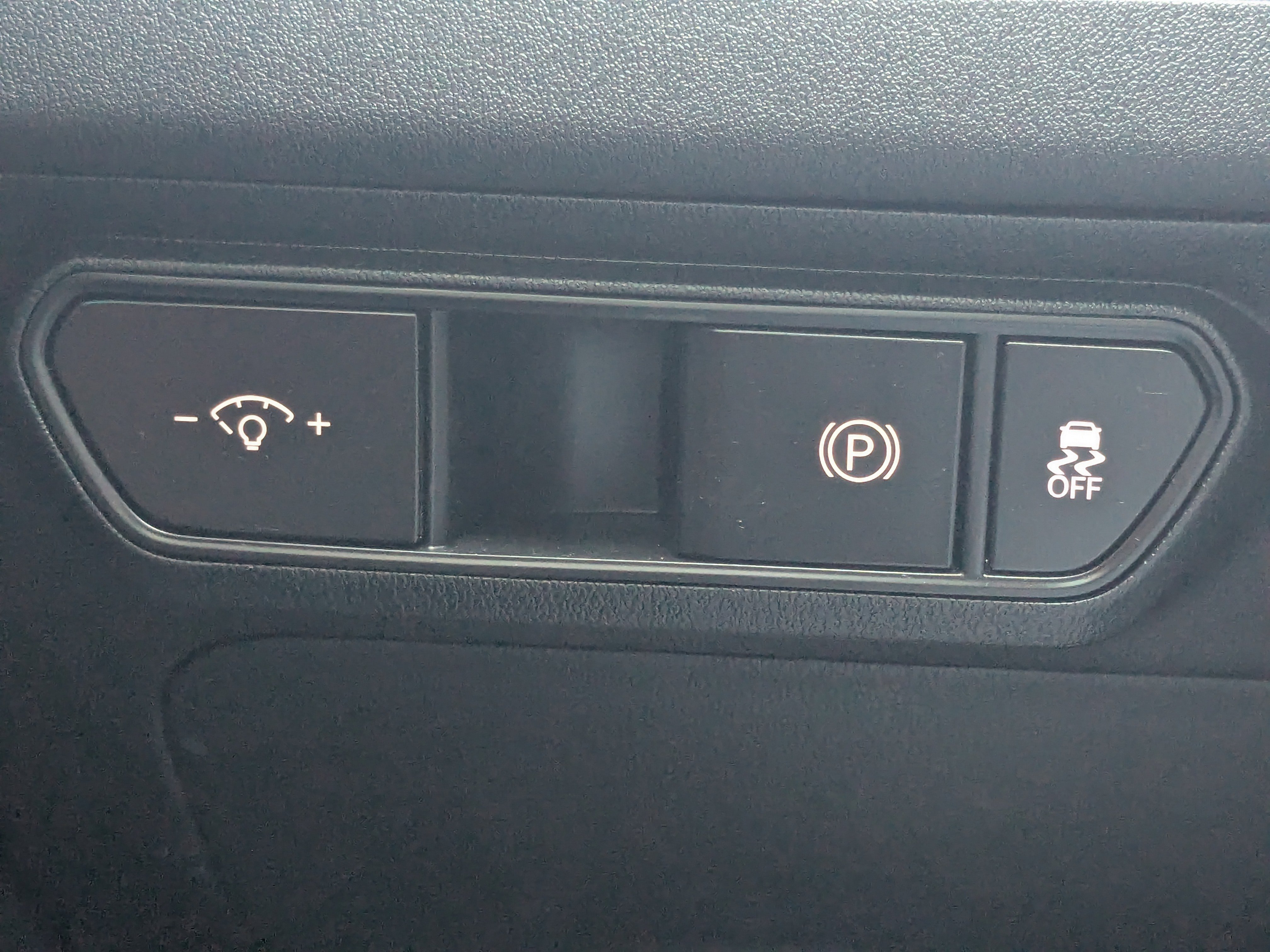 Certified 2025 Kia K4 GT-Line Turbo image 32