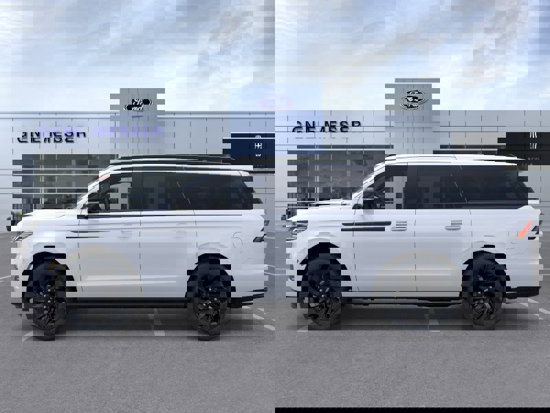 New 2026 Lincoln Navigator L Reserve image 16