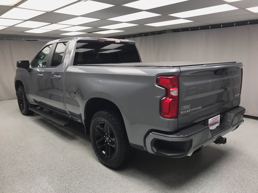 Used 2020 Chevrolet Silverado 1500 RST w/ All-Star Edition AWD/4WD image 2