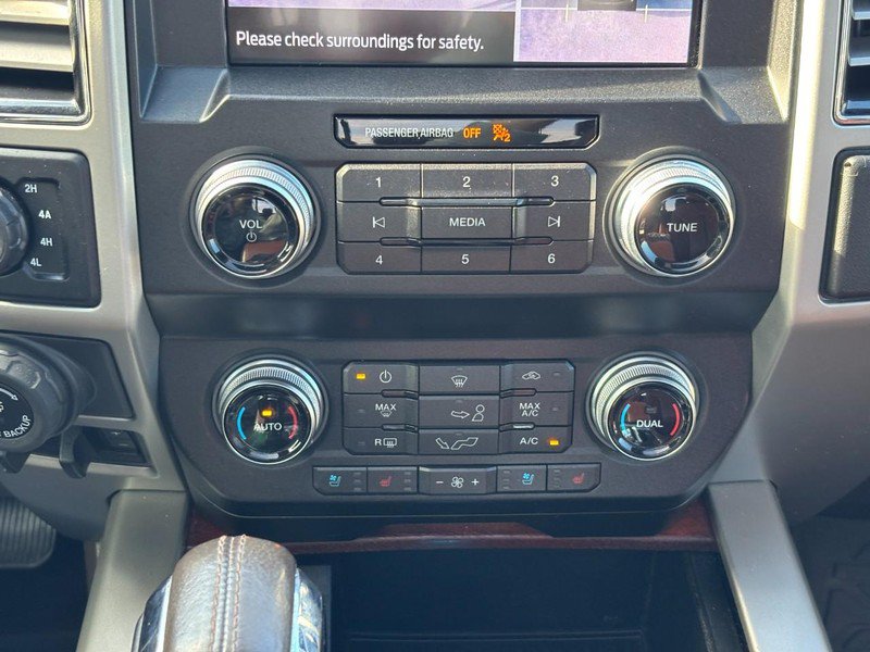 Used 2019 Ford F150 King Ranch w/ Equipment Group 601A Luxury AWD/4WD image 24