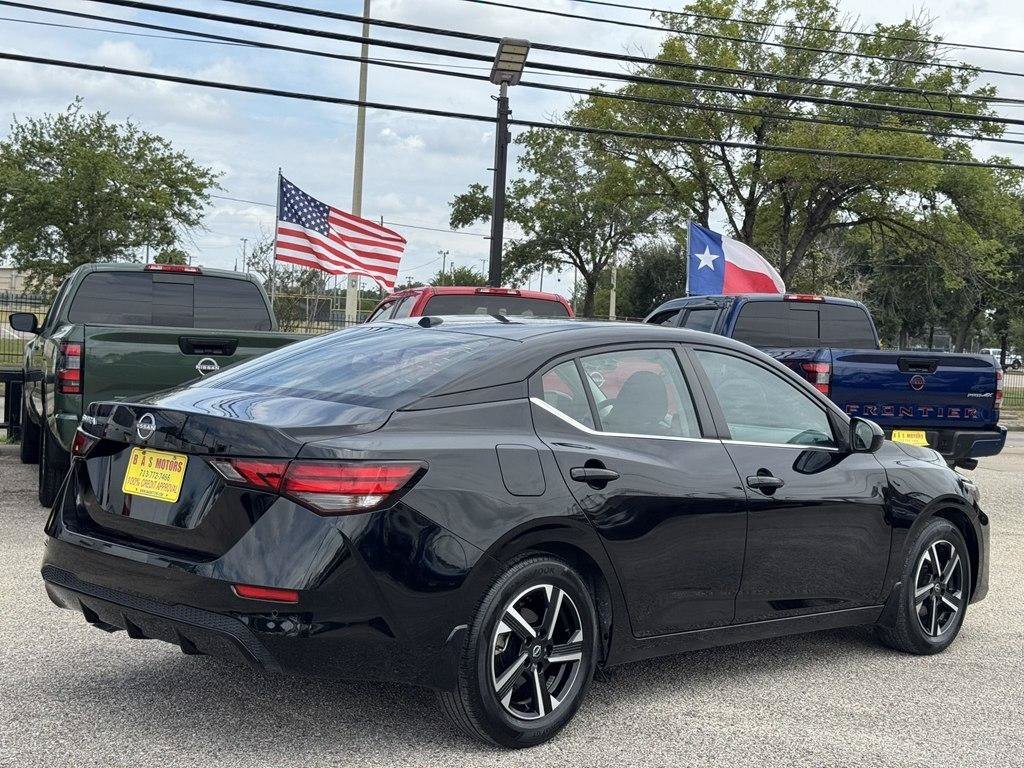 Used 2025 Nissan Sentra SV FWD image 25