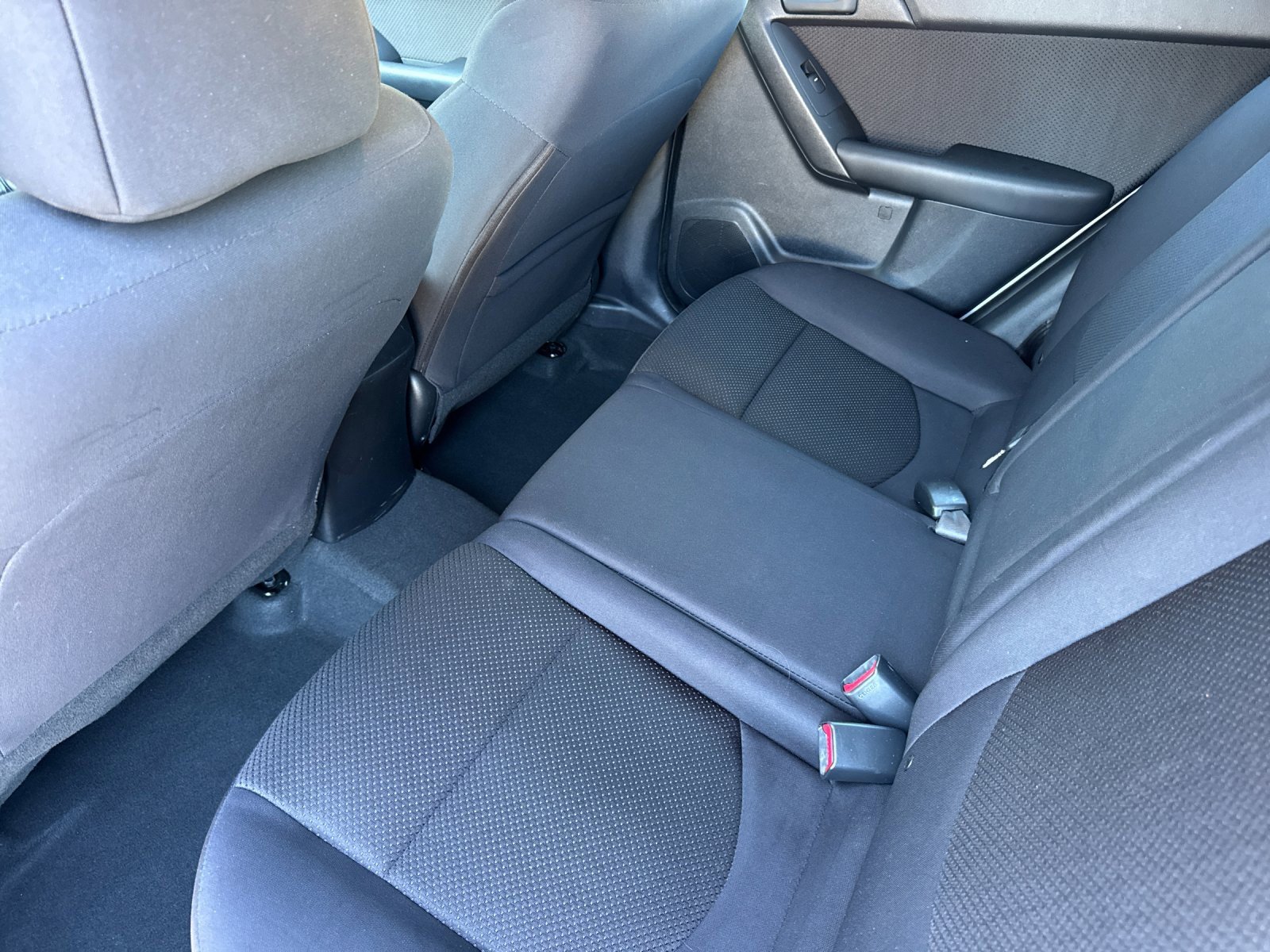 Used 2011 Kia Forte EX w/ Tech Pkg image 12