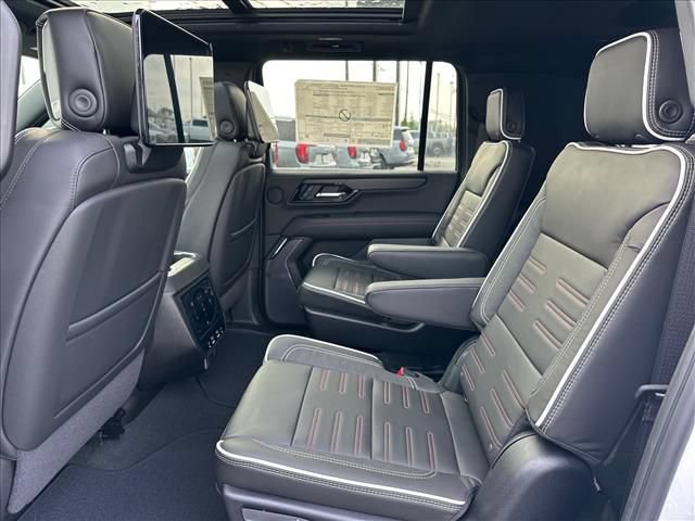 New 2026 GMC Yukon XL AT4 Ultimate AWD/4WD image 23