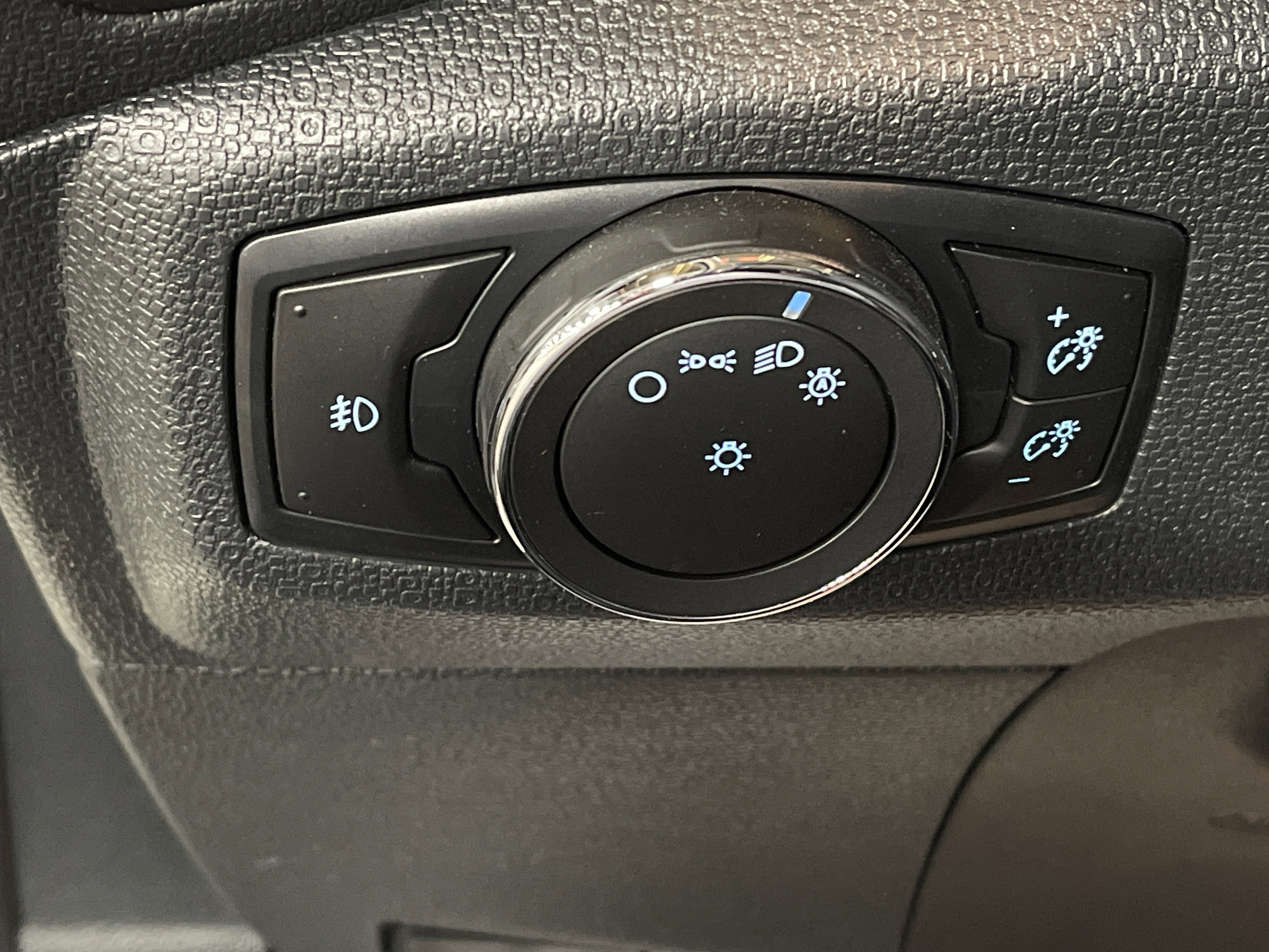 Used 2021 Ford EcoSport SE image 21