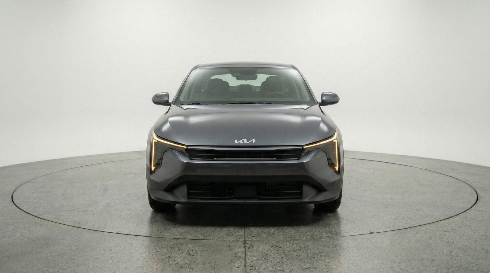 Used 2025 Kia K4 LXS image 2