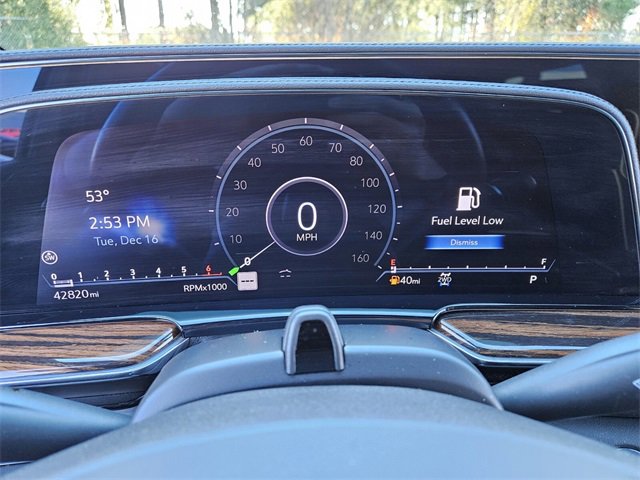 Used 2023 Cadillac Escalade ESV Premium Luxury image 28