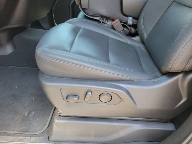 Used 2026 GMC Sierra 1500 SLT AWD/4WD image 11