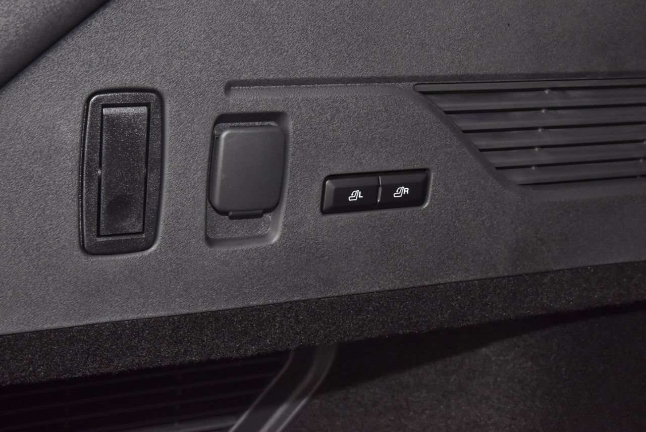 New 2026 Lincoln Nautilus Reserve AWD/4WD image 46