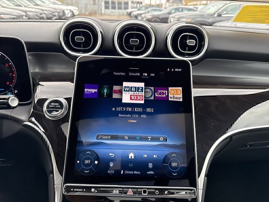 Used 2026 Mercedes-Benz GLC 300 4MATIC image 32