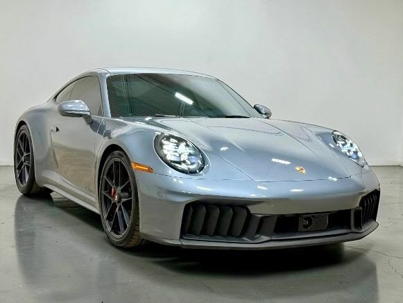 Used 2025 Porsche 911 Carrera 4 GTS image 22