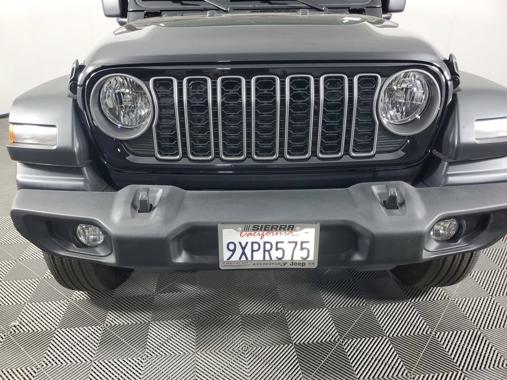 Used 2026 Jeep Wrangler Unlimited Sport AWD/4WD image 10