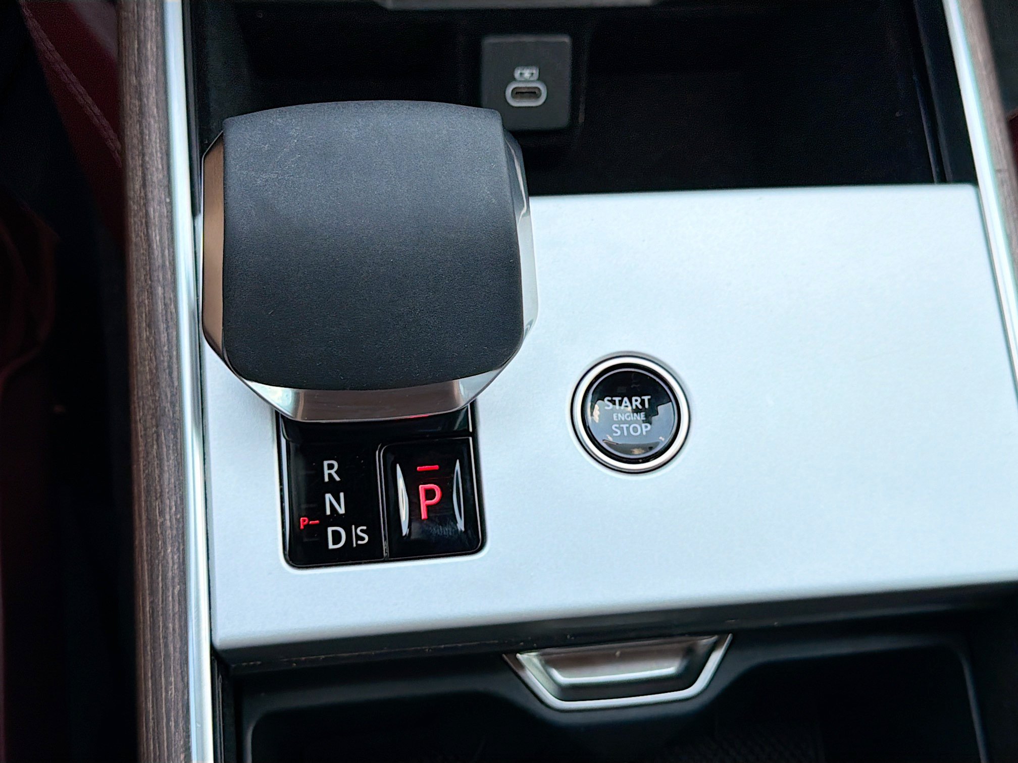 Used 2024 Land Rover Range Rover Long Wheelbase Autobiography AWD/4WD image 29