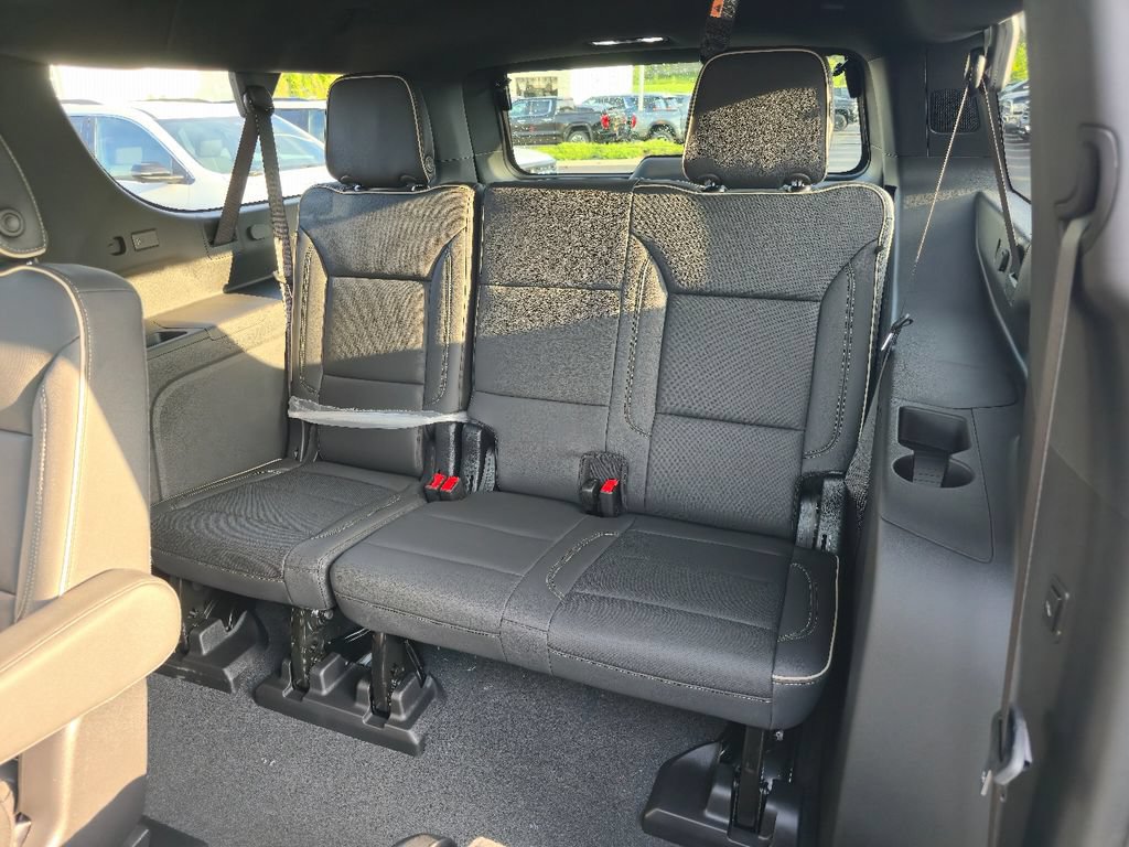New 2026 GMC Yukon XL Elevation w/ Elevation Premium Package AWD/4WD image 25