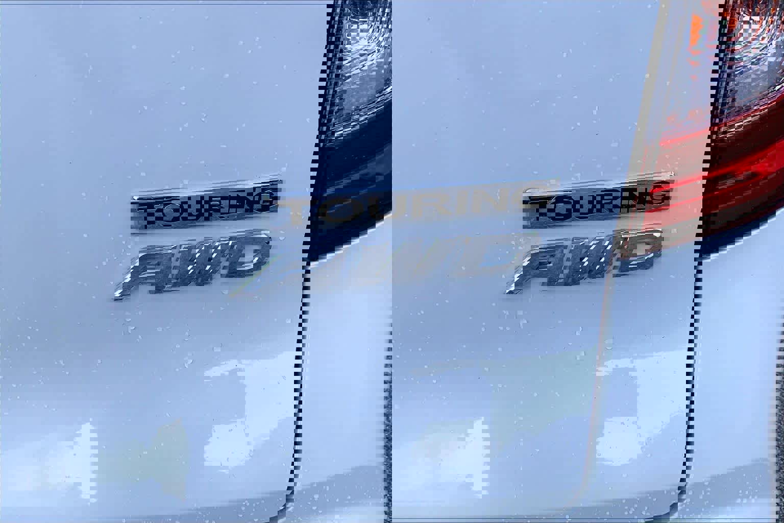 Used 2020 Honda Pilot Touring image 10