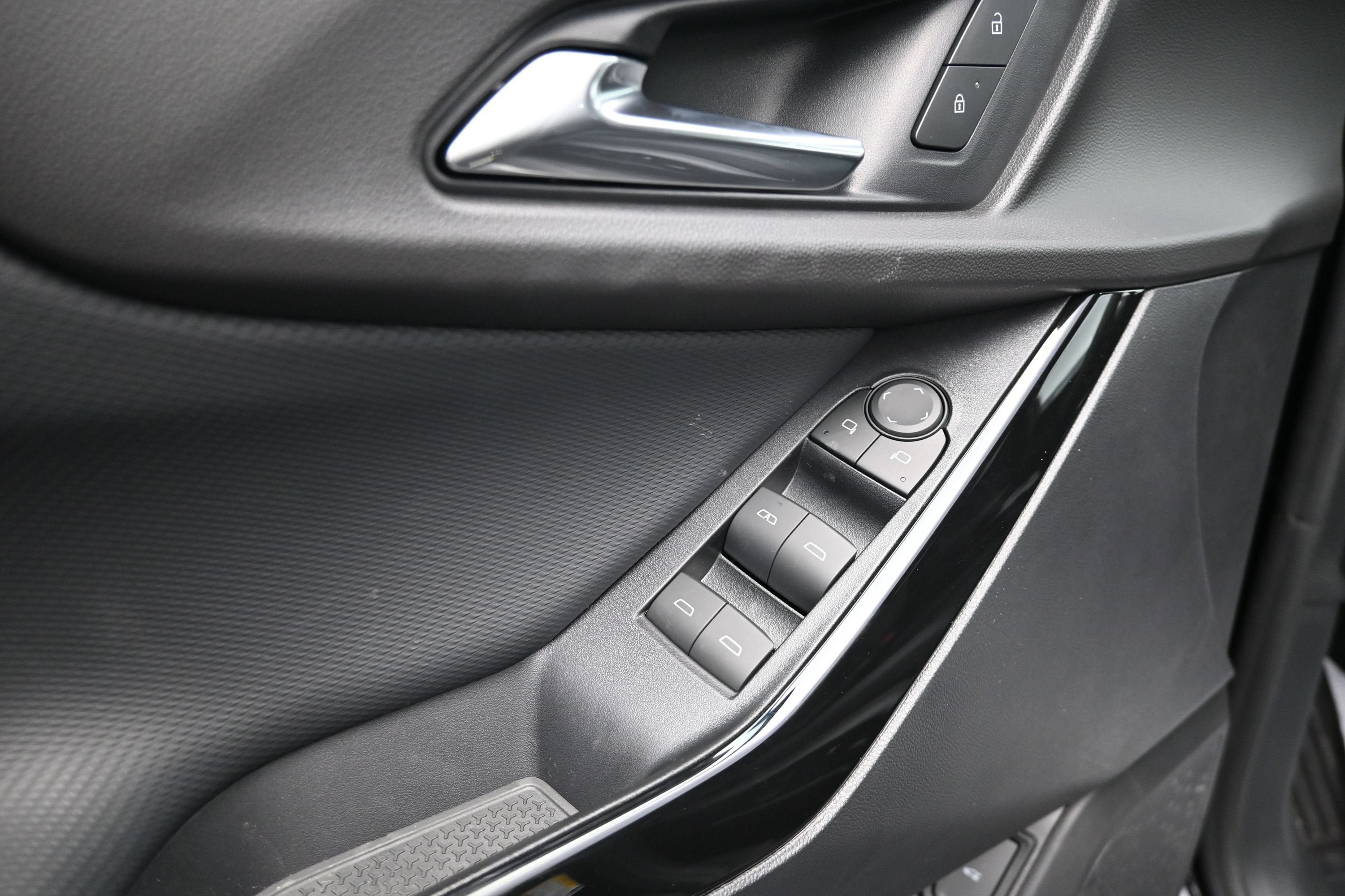 New 2027 Chevrolet Equinox LT w/ Convenience Package II FWD image 27
