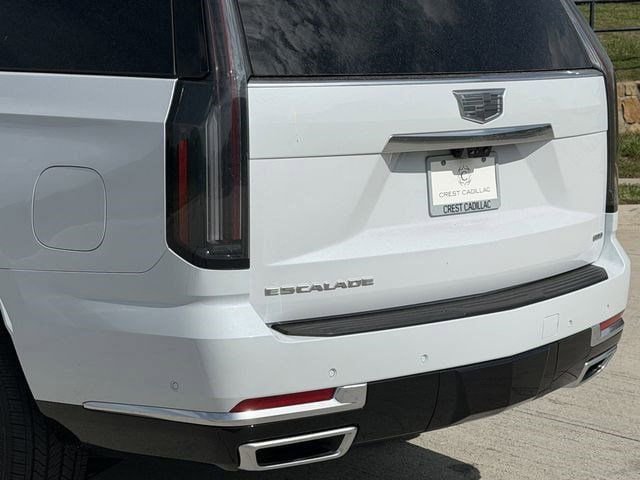 New 2026 Cadillac Escalade Platinum Luxury w/ LPO, Radiant Package AWD/4WD image 6