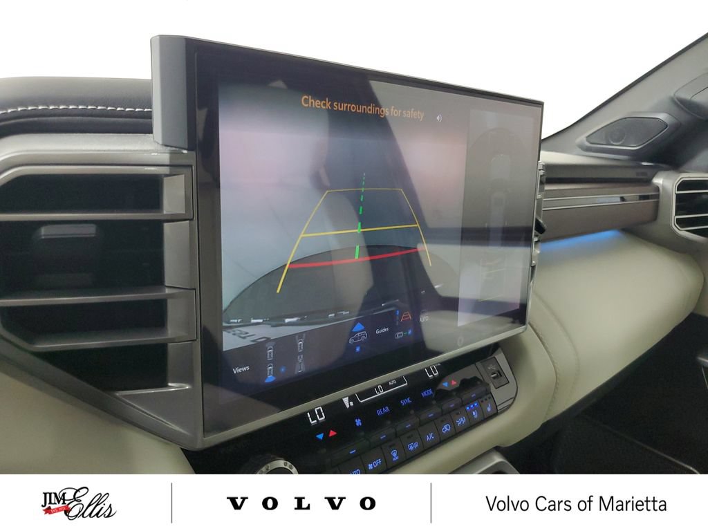 Used 2023 Toyota Sequoia Capstone AWD/4WD image 30