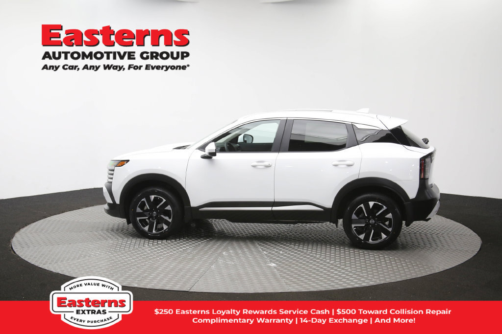 Used 2025 Nissan Kicks SV w/ SV Premium Package AWD/4WD image 64