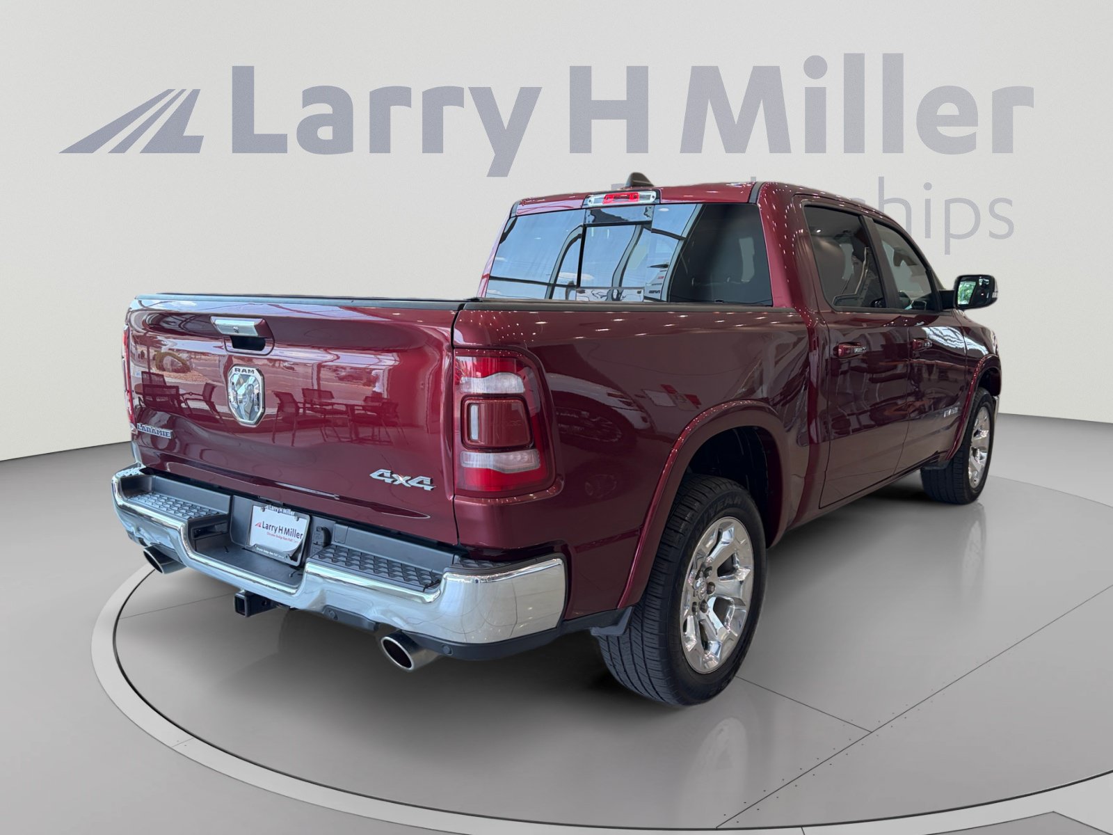 Used 2021 RAM 1500 Laramie AWD/4WD image 5