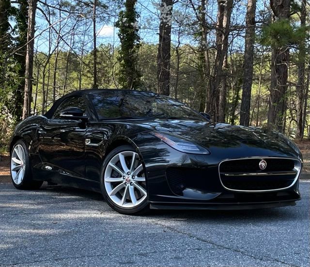 Used 2019 Jaguar F-TYPE Convertible AWD image 13