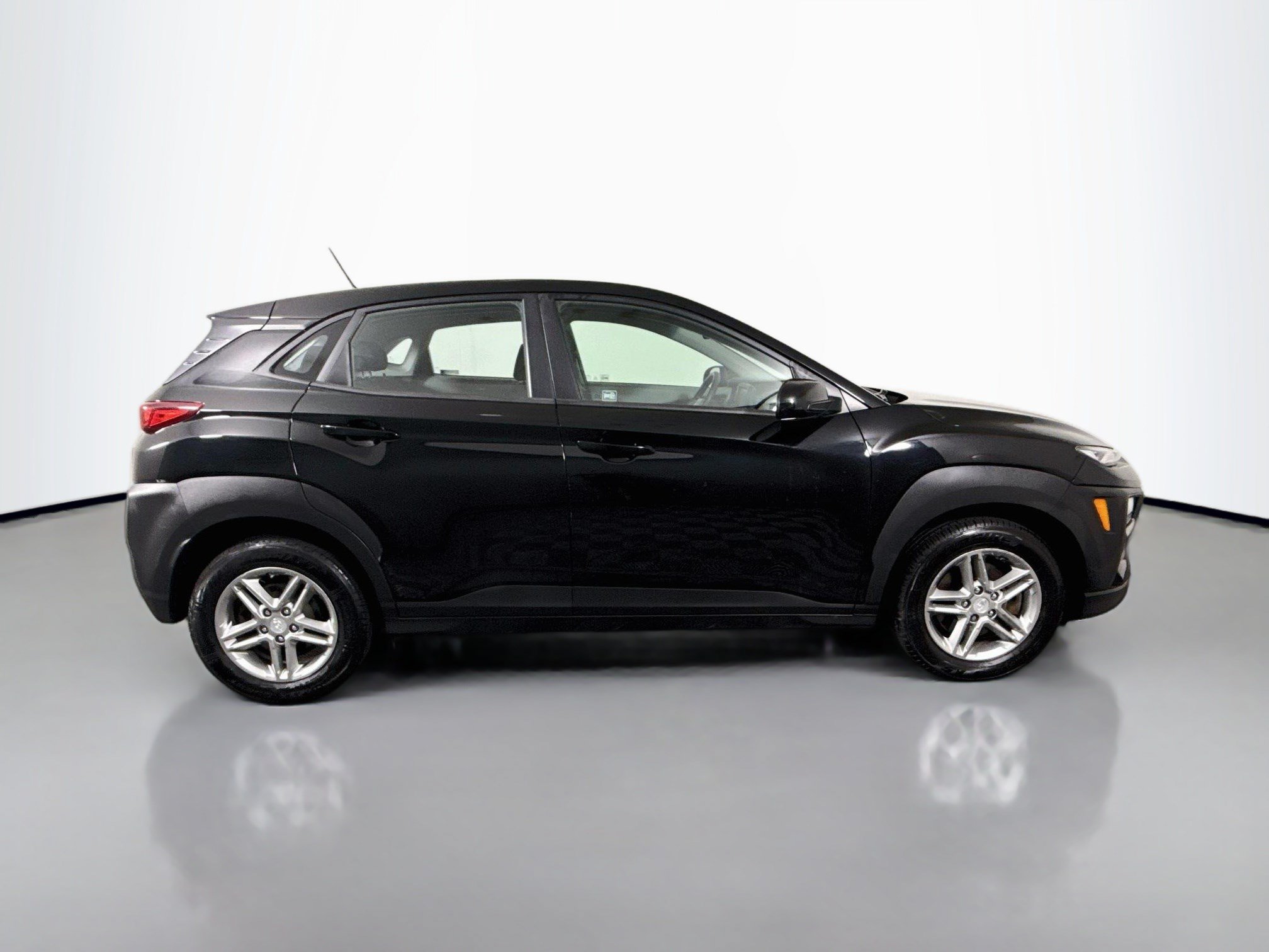 Used 2018 Hyundai Kona SE AWD/4WD image 11